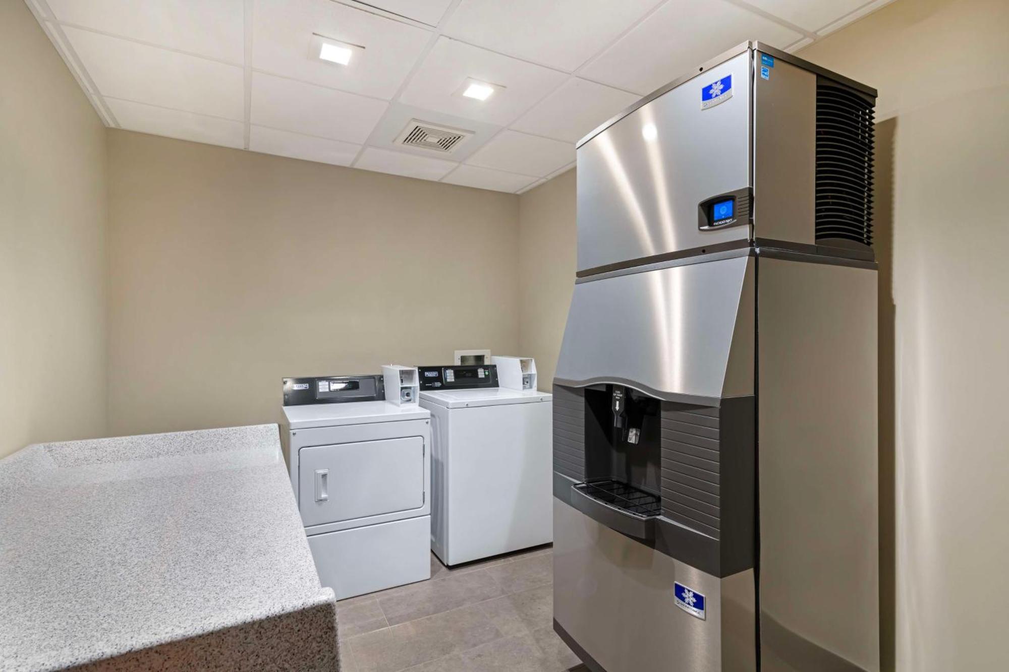 Best Western Plus Executive Residency Rigby'S Water World Hotel Warner Robins Exteriér fotografie